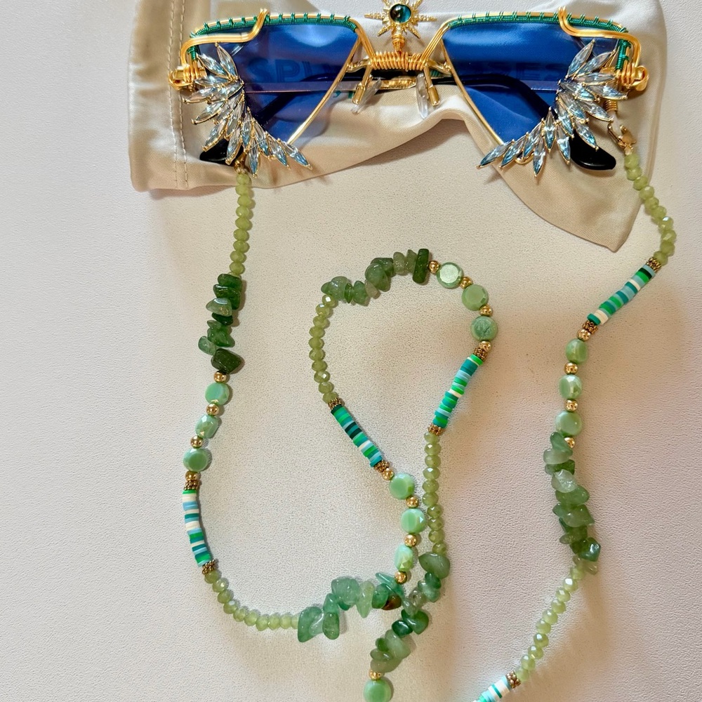 Spunglasses–Luxe Artisan Crystal Wing Sunglasses w/ Gemstone Chain (1 of a kind)